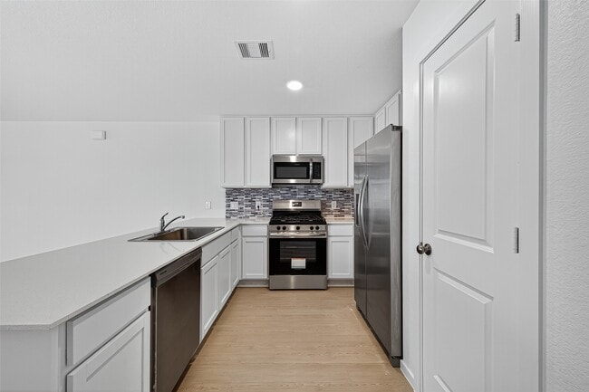 Foto del edificio - 6818 Eastern Cottonwood Ln