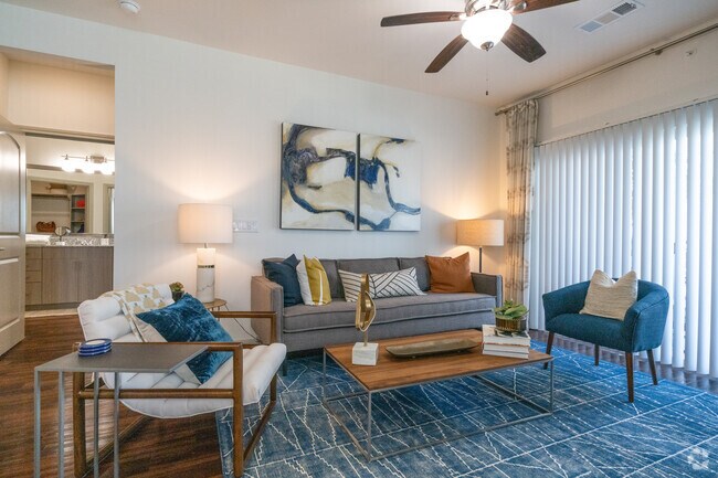 Livingroom - The Parkway on Westlake