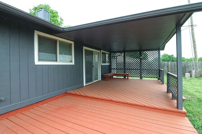 Foto del edificio - Total Remodel in Bentree - 3bed 2 bath!