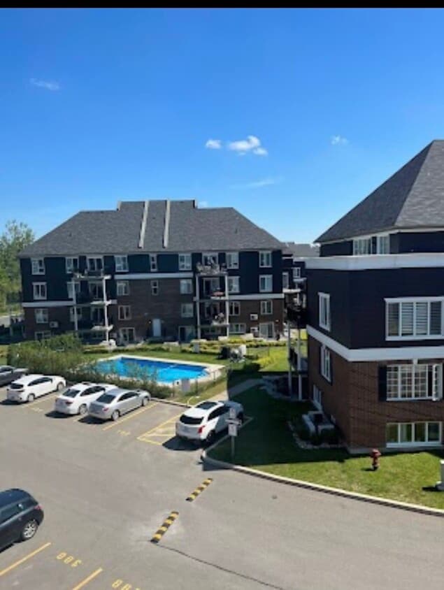 325 SainteCatherine St Unit 4, SaintConstant, QC J5A 0G1 Condo for