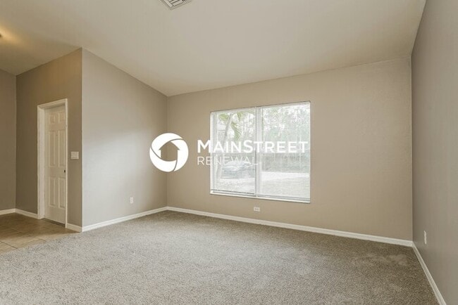 Foto del edificio - 3 Bedroom Pet-Friendly Home in Lehigh Acres, FL with Main Street Renewal