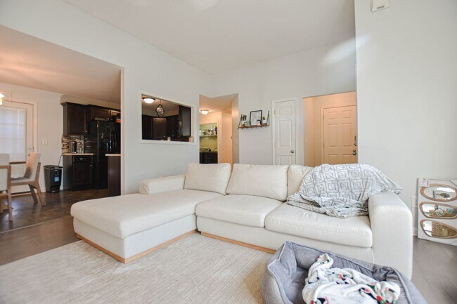 Foto del edificio - Pet Friendly Three Bedroom!