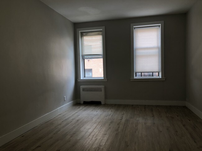 Foto del edificio - 320 Fairmount Ave