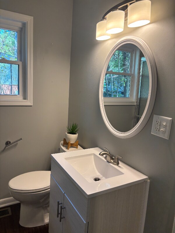 Foto del edificio - 1205 Crabtree Blvd