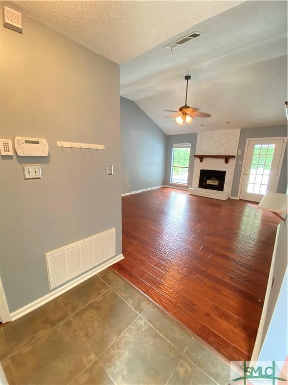 Building Photo - 5 Stockbridge Ct