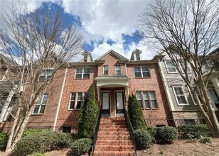 Building Photo - 1650 Sabastian Point