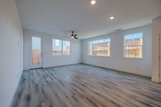 Building Photo - 414 Prosecco Wy