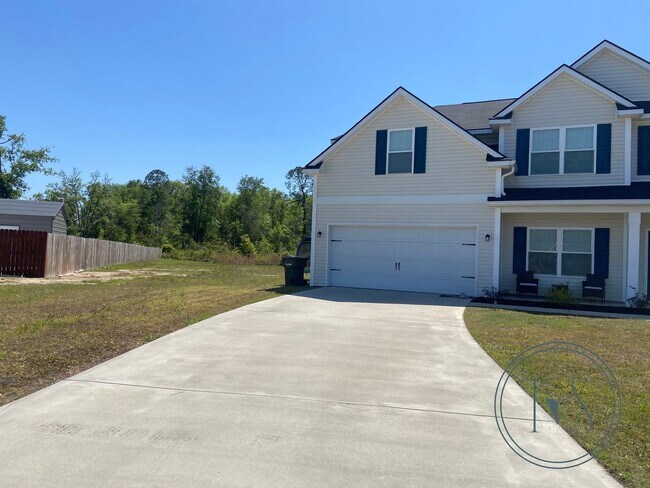 Foto del edificio - SPRING MOVE-IN SPECIAL AND RATE DROP ALERT...