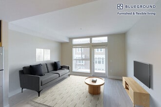 Building Photo - 899 Morrison Park Dr