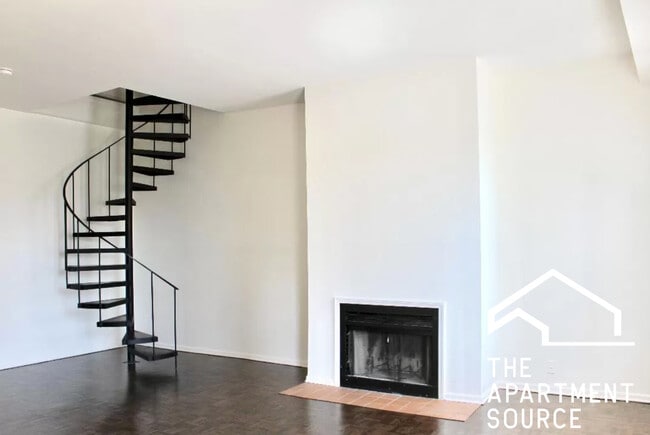 Building Photo - 3751 N Halsted St