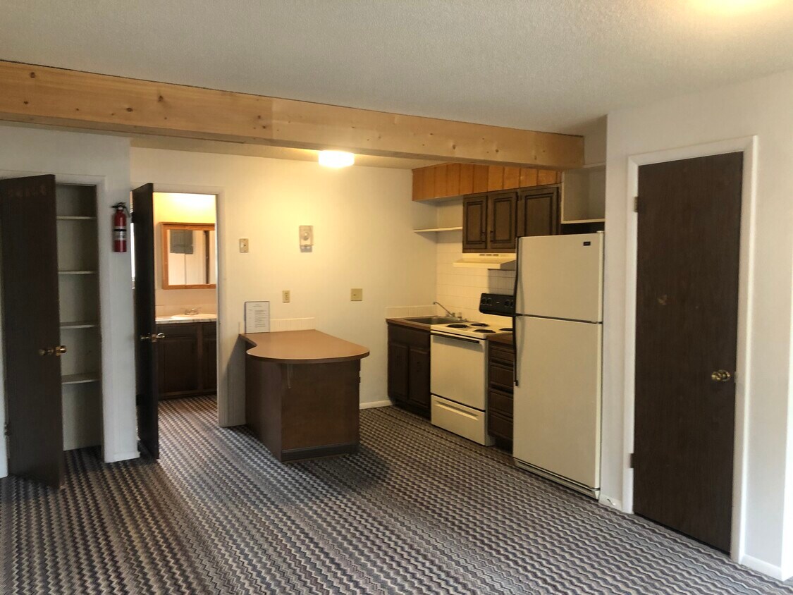Foto principal - 1510 Lincoln W St
