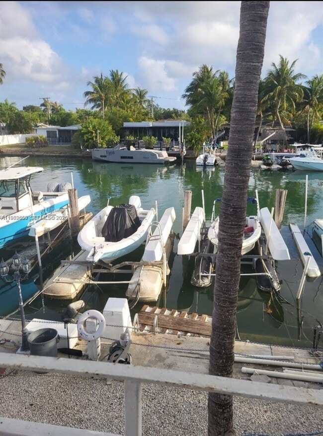 Foto del edificio - 2101 Calais Dr