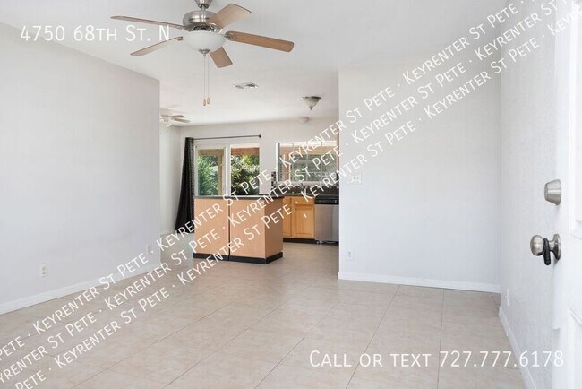 Foto del edificio - 4750 68th St N