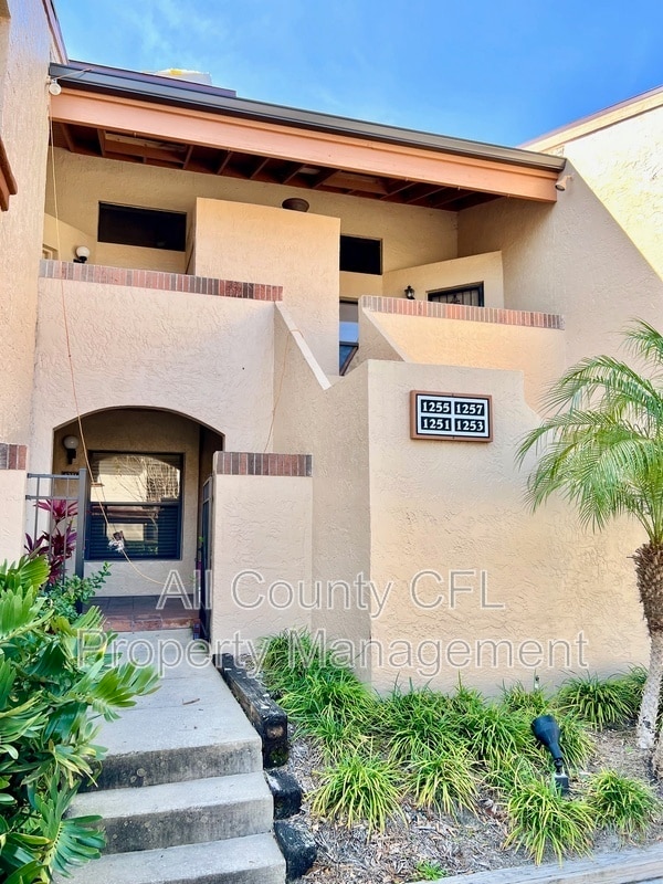 Building Photo - 1255 Lake Willisara Cir