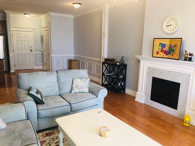 Foto del edificio - 5036 W Pensacola Ave
