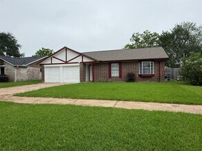 Building Photo - 10519 Kirkglen Dr