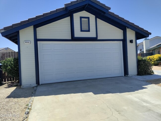 Building Photo - 9932 Sandtrap Ct