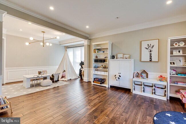 Foto del edificio - 25990 Rose Ln