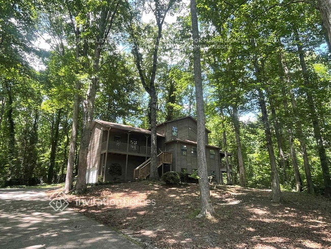 Building Photo - 3427 Hill Ln