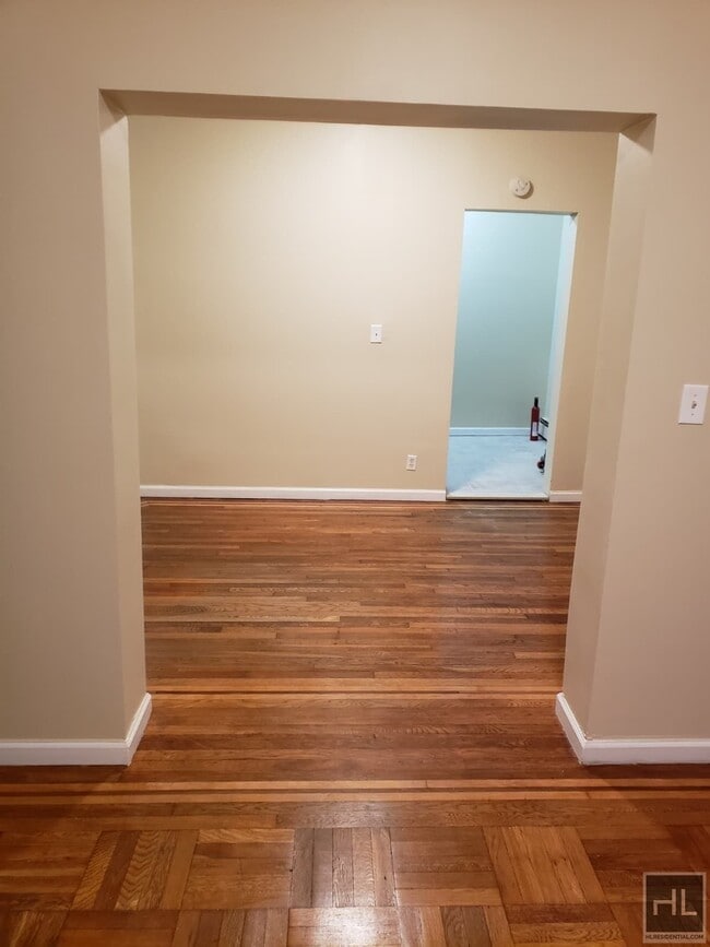 Building Photo - MELVILLE STREET