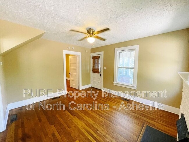 Building Photo - 221 Blue Ridge St