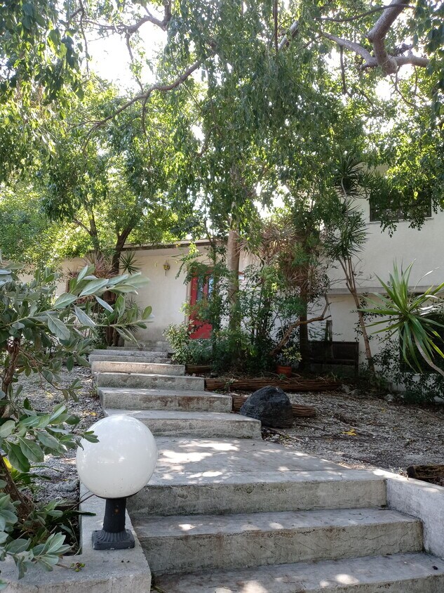 Building Photo - 21 Jewfish Ave