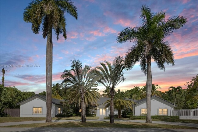 Foto del edificio - 7675 SW 132nd St