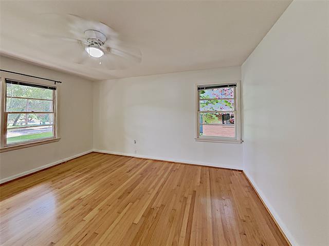Foto del edificio - 1427 Cedar Hill Ave