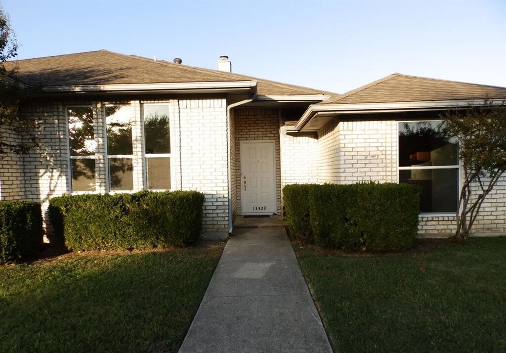 Primary Photo - 13329 Fall Manor Dr