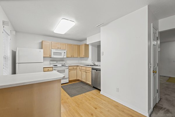 Foto del edificio - 1199 Dunrobin Ct S