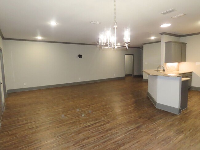 Foto del edificio - 2528 Guinn Farms Rd