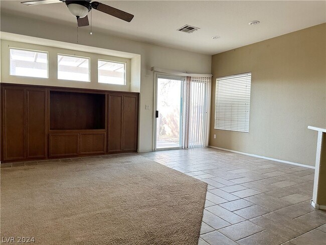 Foto del edificio - 1109 E Malibu Sands Ave