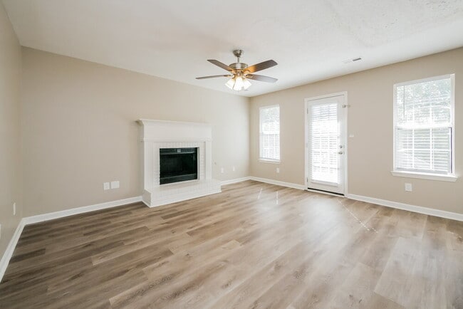 Building Photo - 7605 Briar Crest Ct