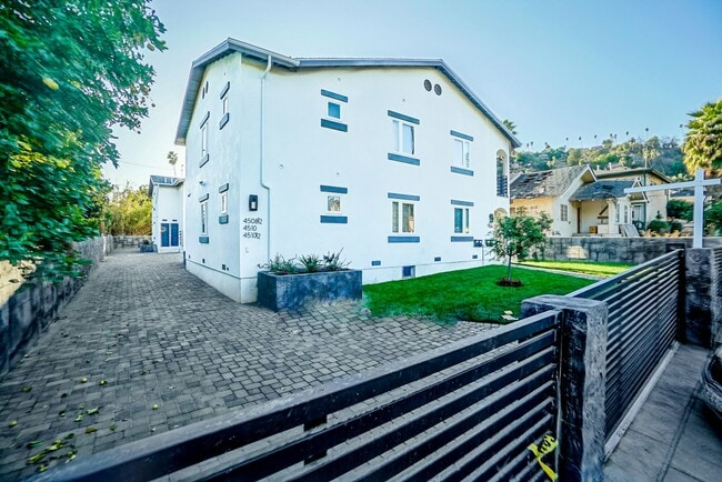 Photo - 4508 Esmeralda St Townhome