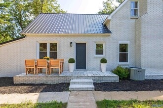 Building Photo - 1459 AL-69