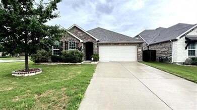 Building Photo - 2516 Linwood Dr
