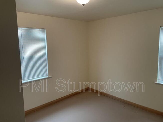 Foto del edificio - 6016 NE Alberta St