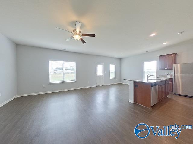 Foto del edificio - 1142 Freedom Pkwy