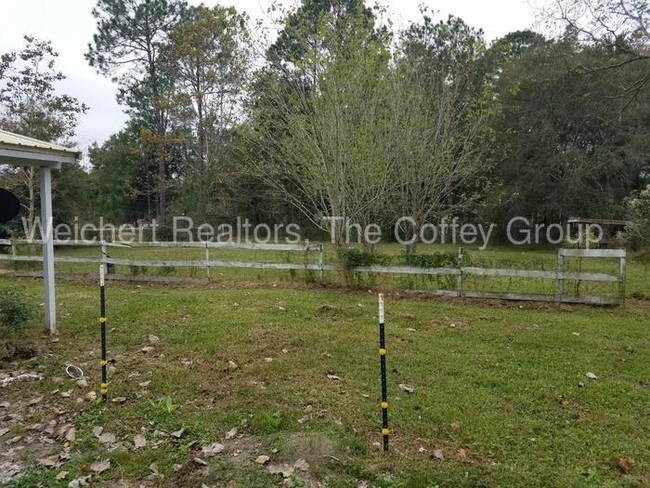 Building Photo - 2187 NW 247th St,  Lawtey, FL 32058