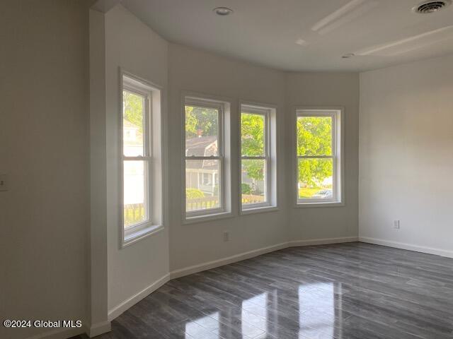 Building Photo - 239 6th Ave