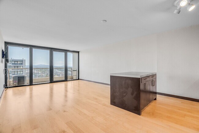 Foto del edificio - 255 SW Harrison St
