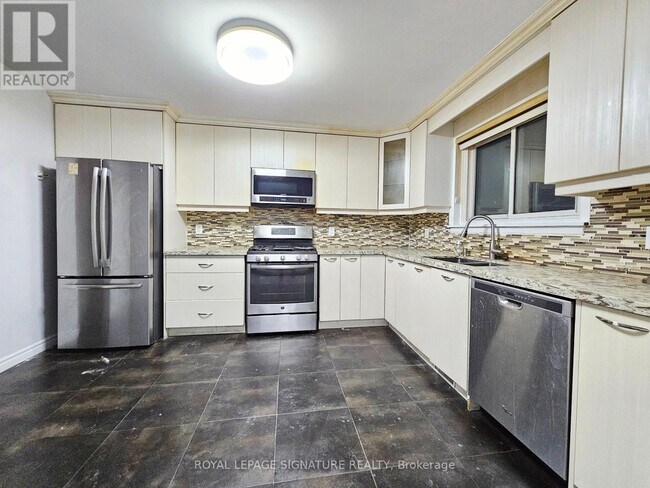 Building Photo - 47 Earlsdale Crescent