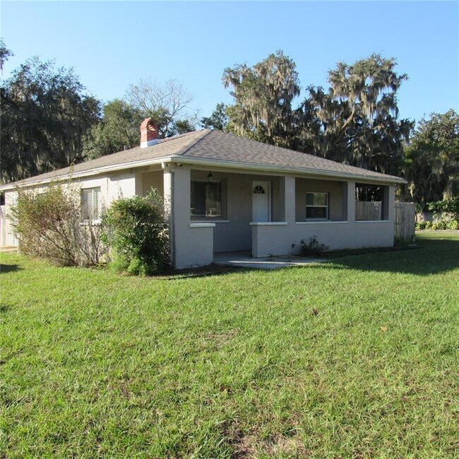 130 E Pendleton Ave, Eustis, FL 32726 House for Rent in Eustis, FL