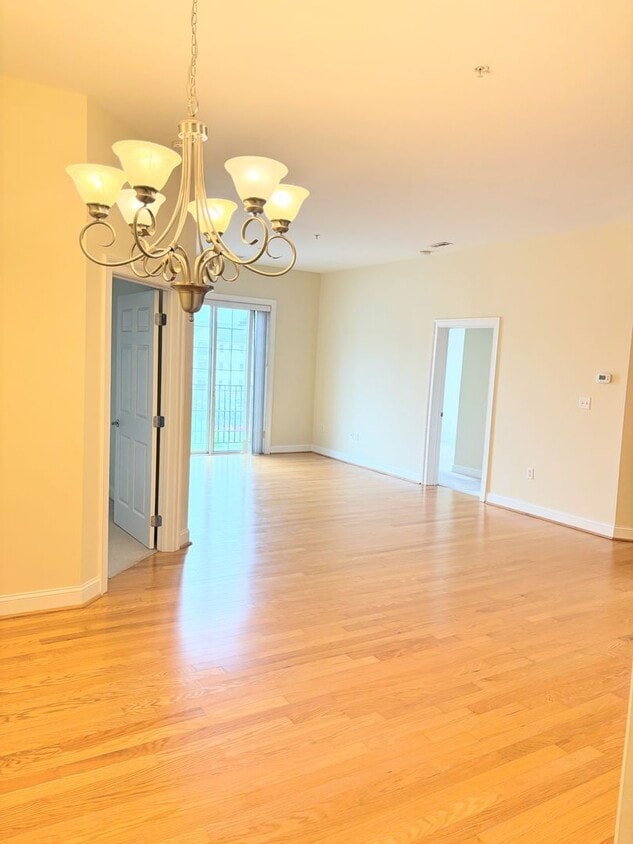 2 bedroom/ 2 bathroom- Bennington on the Park - 2 bedroom/ 2 bathroom- Bennington on the Park
