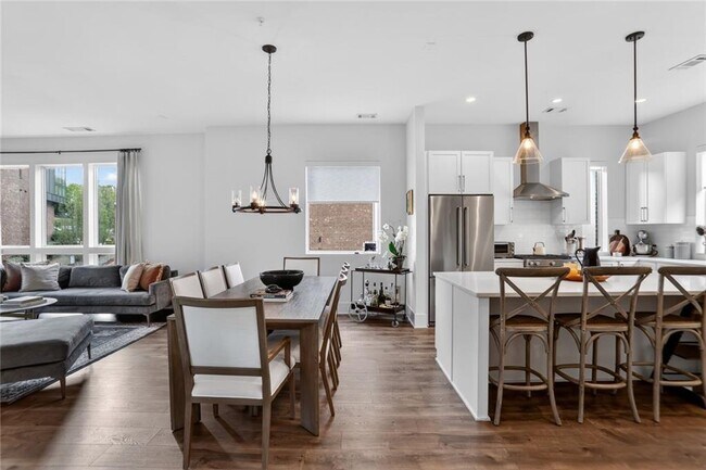 Foto del edificio - 1214 Chelsea Cir NW