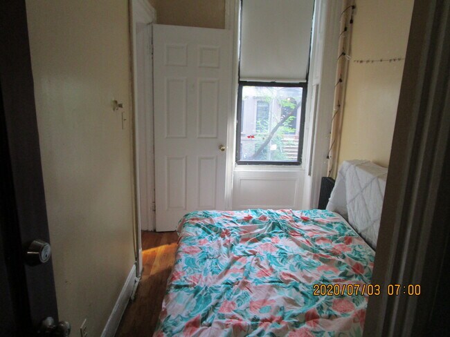 Smallest Bedroom with separate entrance - 92 Sterling Pl