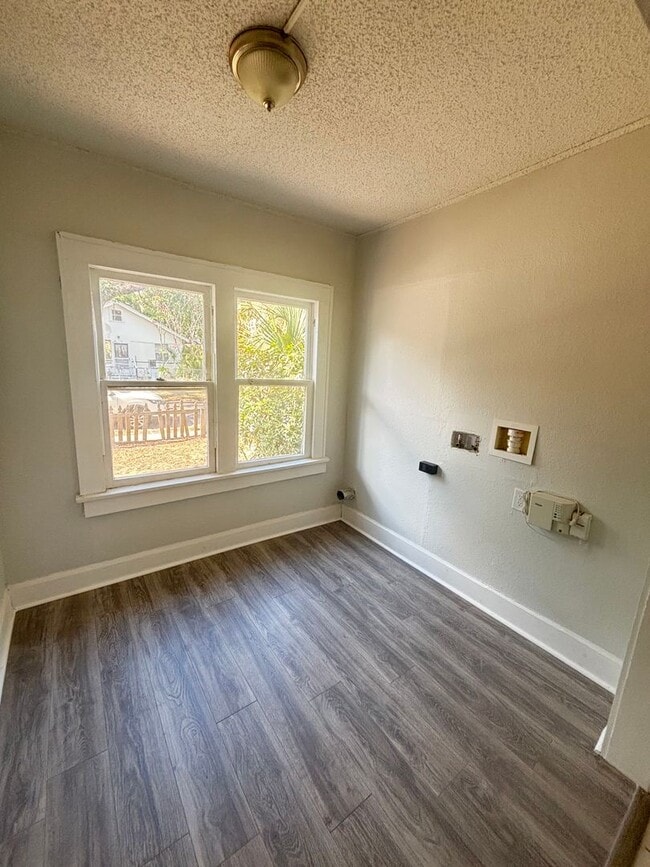 Photo - 726 35th Ave S Apartment