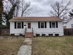 Building Photo - 507 S 18th Ave