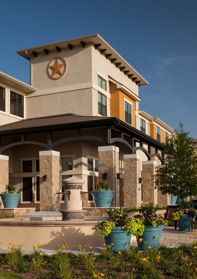 Old Hickory Square Apartments Frisco, TX