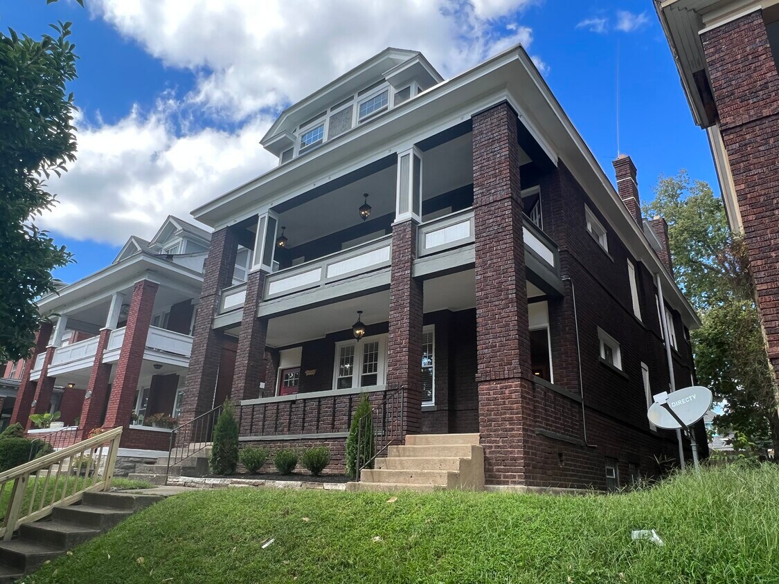 1744 Bryden Rd, Columbus, OH 43205 Townhouse for Rent in Columbus, OH